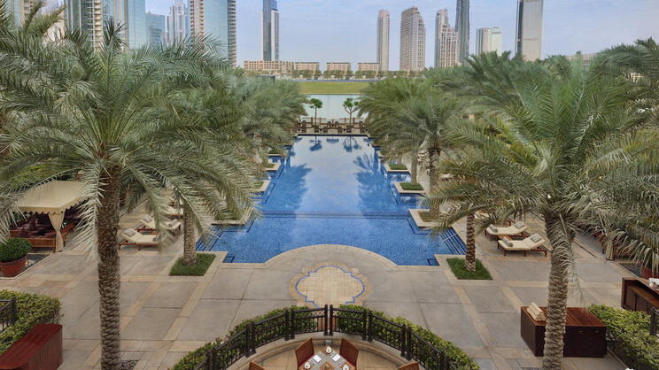 Golden Sands Hotel Creek